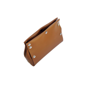 CLUTCH BASILISSA CUERO CARAMEL
