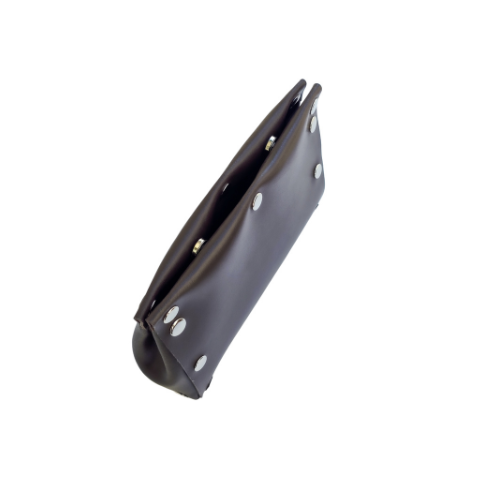 CLUTCH BASILISSA CUERO CHOCOLATE