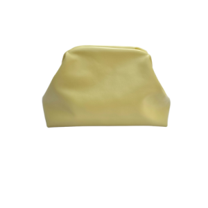 CLUTCH MASSIMA CUERO Amarillo Pastel – TAMAÑO M